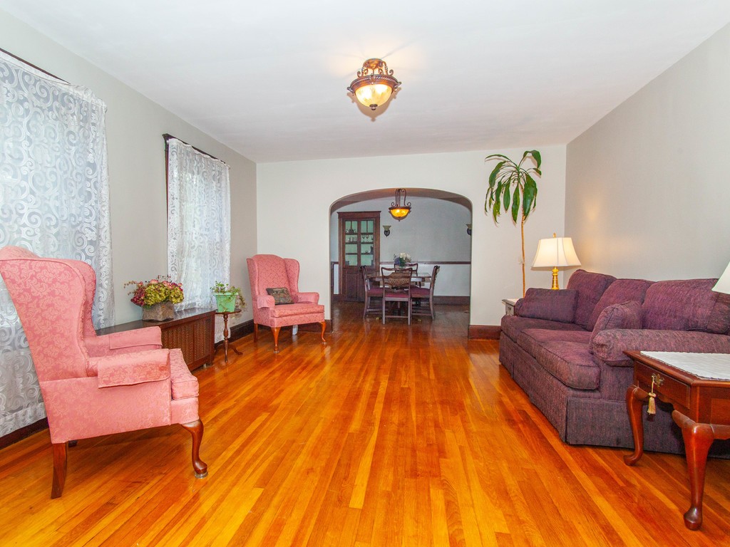 16 Regina Road Lynn, MA 01904 - Photo 17 of 30 Gallery Image 17