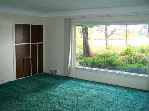 4106 East Pierson Road Flint, MI 48506 - Photo 4 of 21 20375214-3.JPG