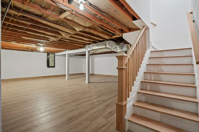 $1,495,000 | 4 Trails End Road, Weston, CT 06883