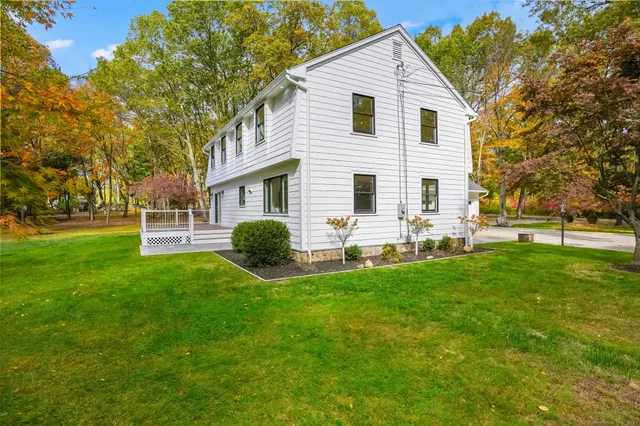 $1,495,000 | 4 Trails End Road, Weston, CT 06883