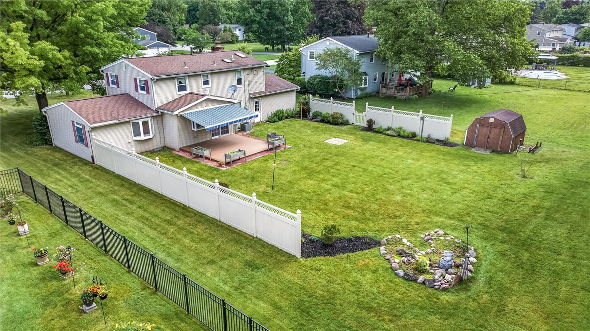 25 Whippletree Road Perinton, NY 14450 - Photo 7 of 44