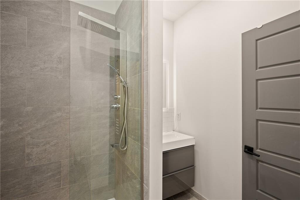 146 Luna Way Markleton, PA 15551 - Photo 33 of 50 a bathroom with a shower