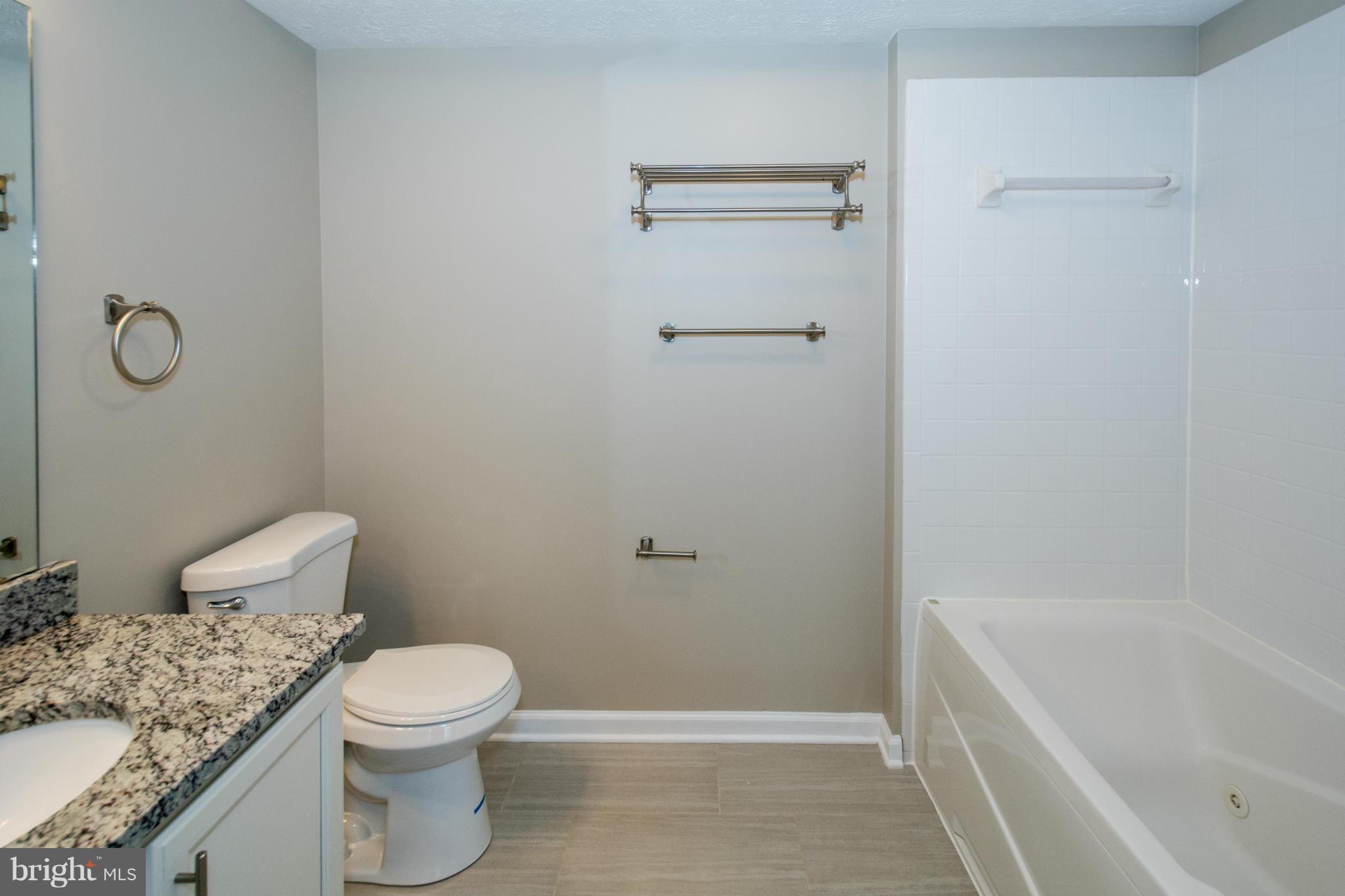 4753 Shellbark Road, Unit 4753 Owings Mills, MD 21117 - Photo 22 of 25 Bath (Master)