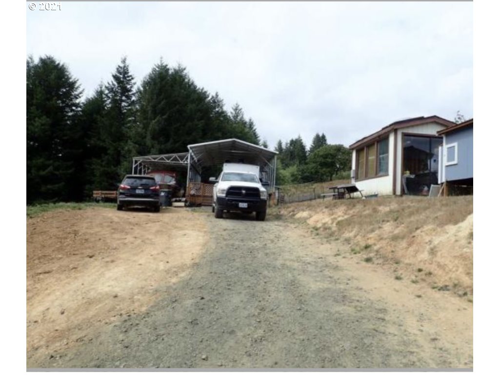 96319 Shutters Creek Road North Bend, OR 97459 - Photo 3 of 8