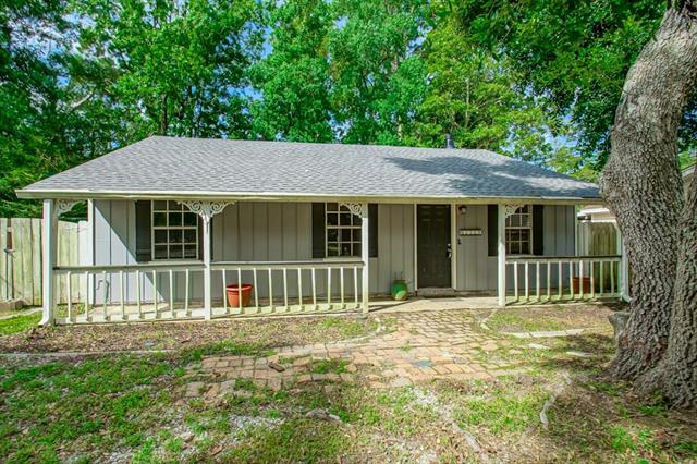 2219 Crane Street Slidell, LA 70460 - Photo 3 of 32