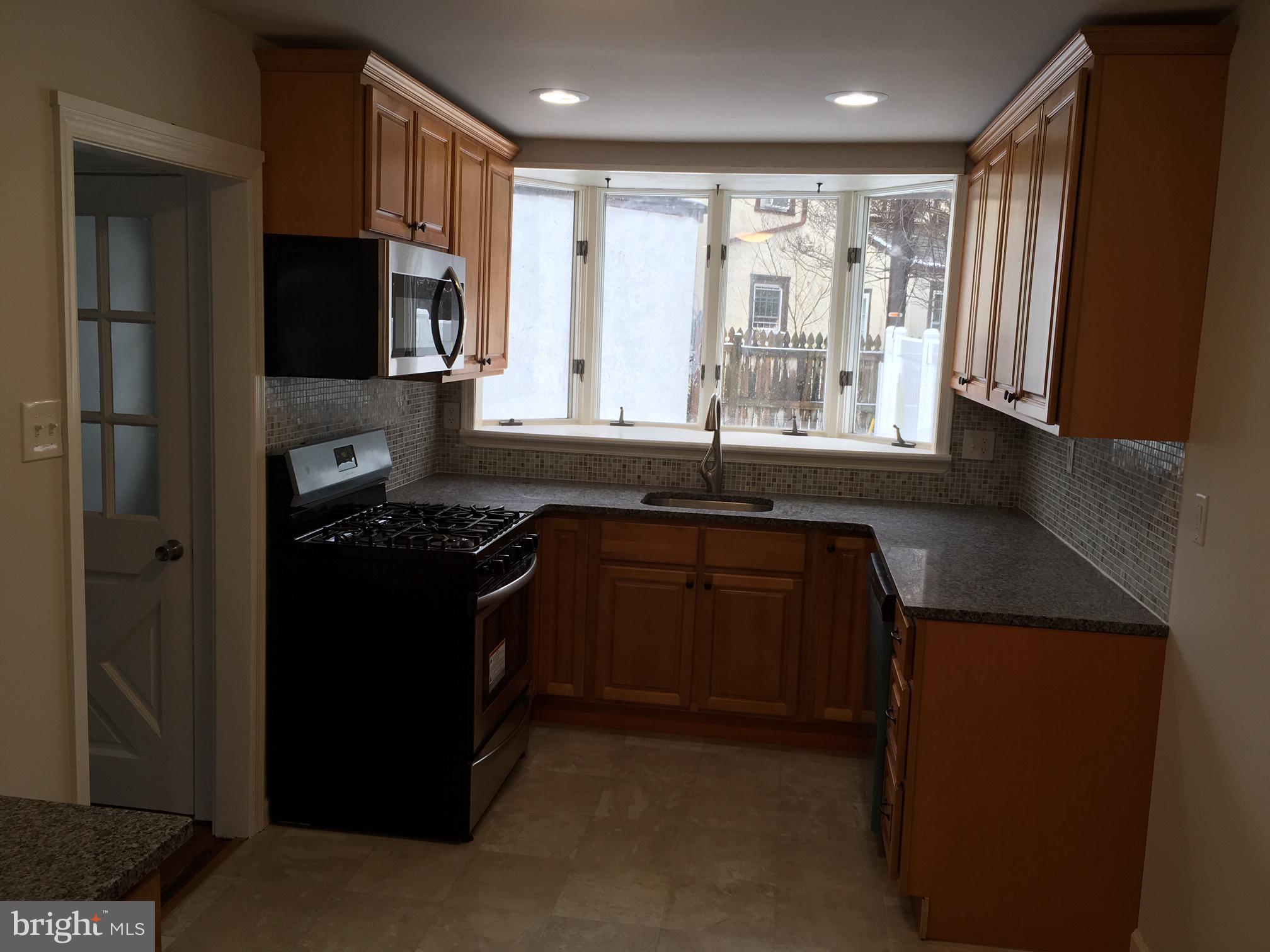 22 Deforest Road Lansdowne, PA 19050 - Photo 7 of 21