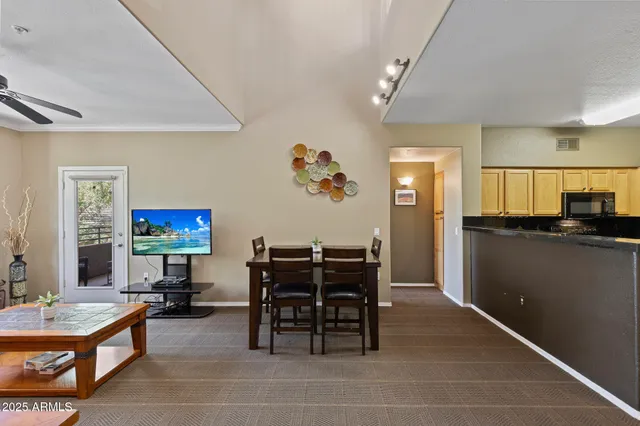 $3,000 | 20100 North 78th Place, Unit 2111, Scottsdale, AZ 85255