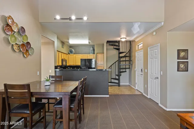 $3,000 | 20100 North 78th Place, Unit 2111, Scottsdale, AZ 85255