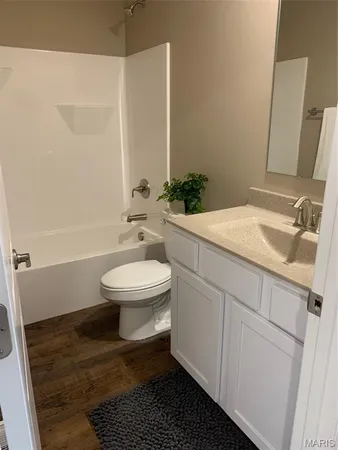 $309,900 | 121 Peruque Creek Manor, Wright City, MO 63390