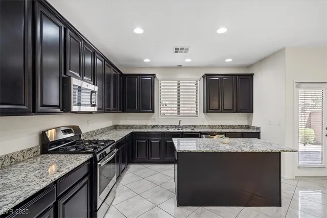 $1,995 | 7782 Peaceful Trellis Drive, Las Vegas, NV 89179