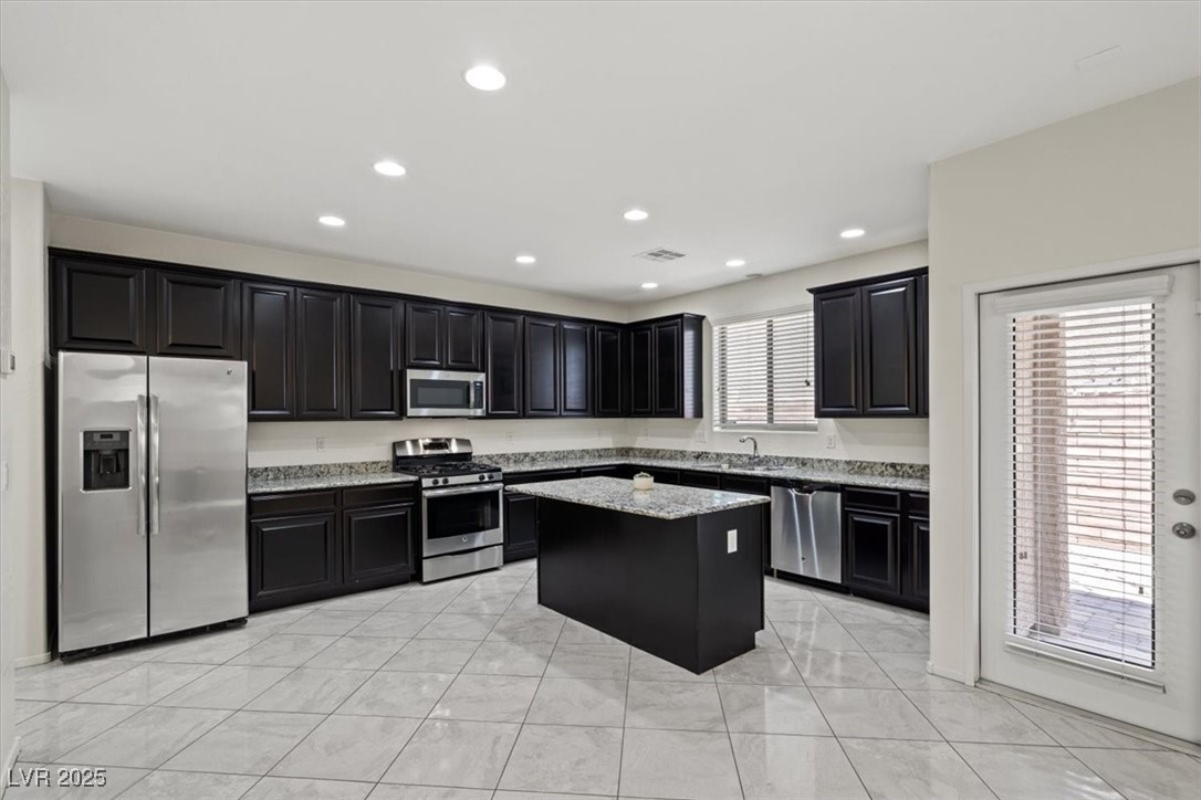 7782 Peaceful Trellis Drive Las Vegas, NV 89179 - Photo 7 of 21