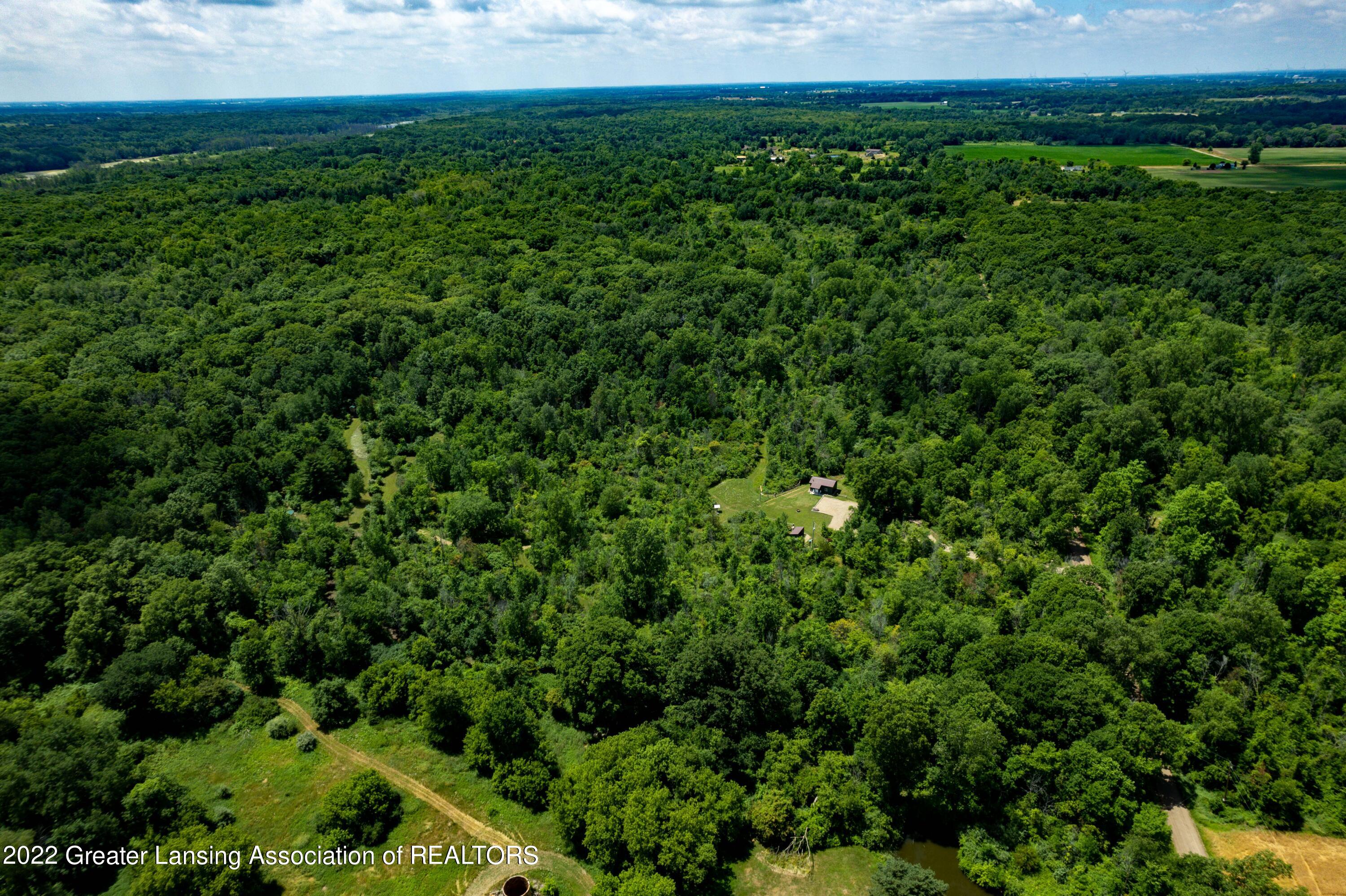 1285 West Wilson Road Perrinton, MI 48871 - Photo 45 of 51 1285 West Wilson Road Perrinton MI-127