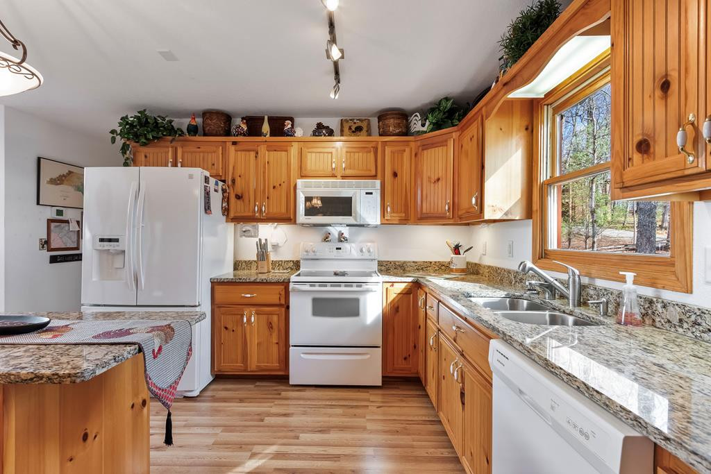 71 Notquyta Road Murphy, NC 28906 - Photo 24 of 85