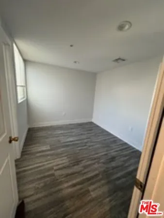 $1,000 | 1608 West 36th Place, Los Angeles, CA 90018