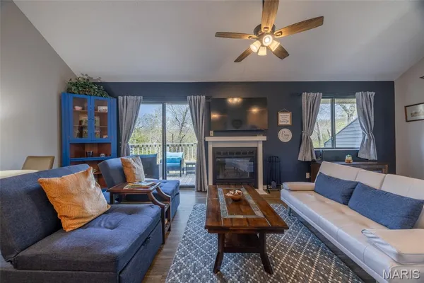 $215,000 | 124 Geneva Cove Drive, Innsbrook, MO 63390