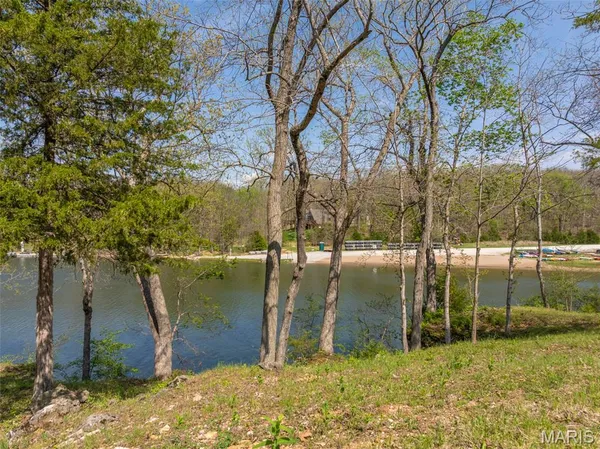 $215,000 | 124 Geneva Cove Drive, Innsbrook, MO 63390
