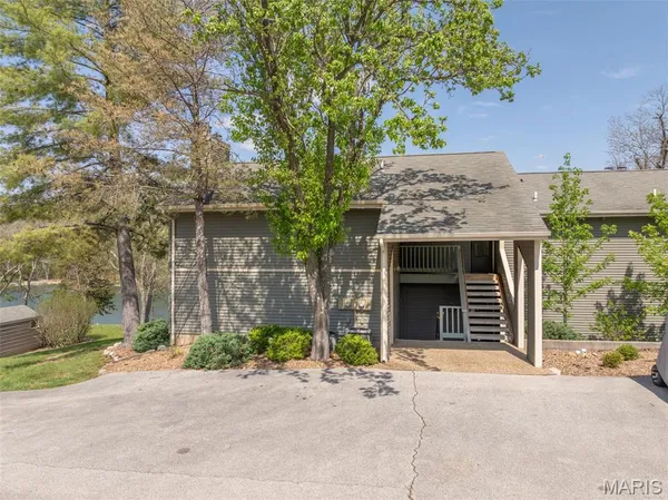 $215,000 | 124 Geneva Cove Drive, Innsbrook, MO 63390