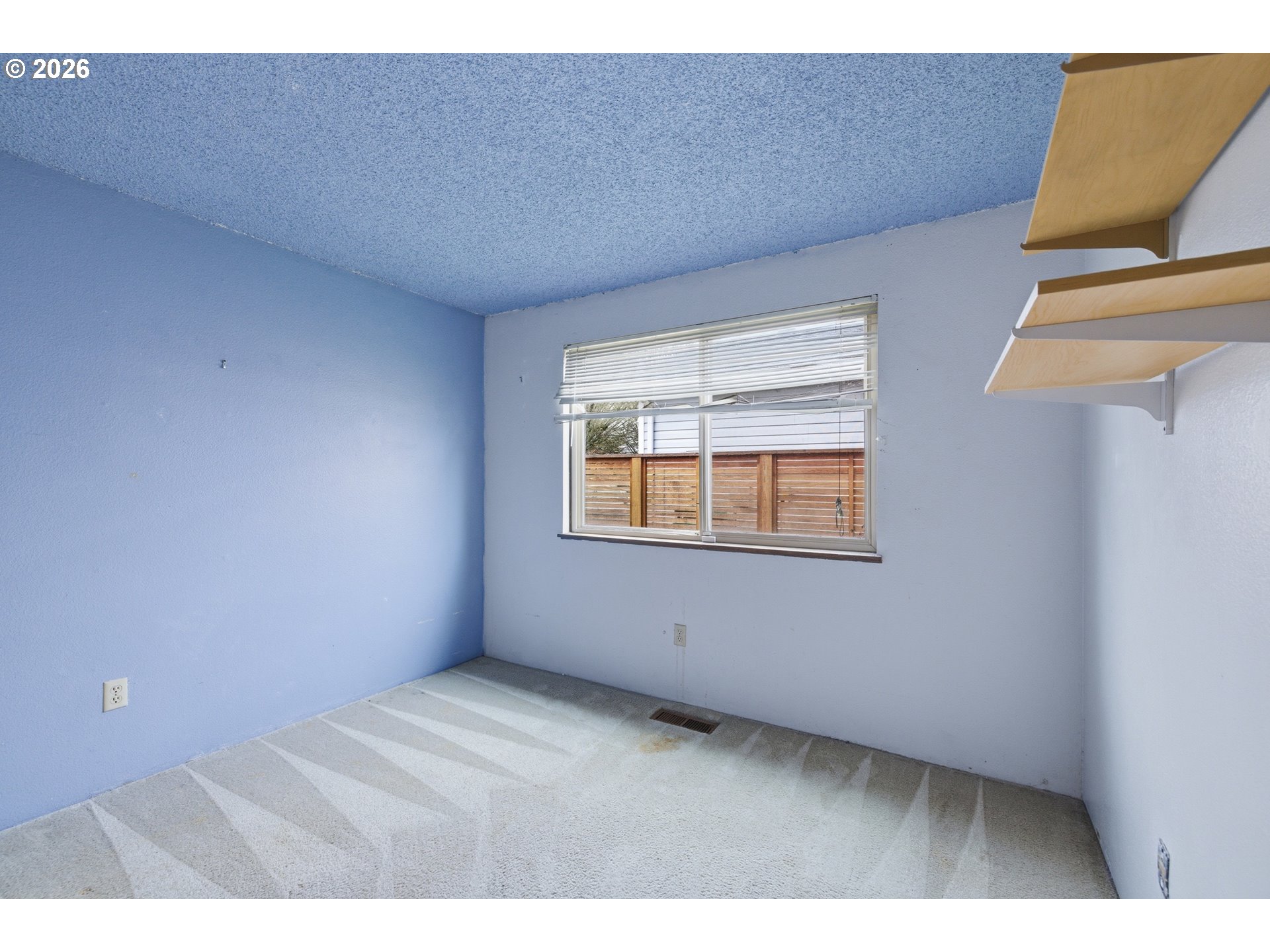 18501 Southeast Lincoln Street Portland, OR 97233 - Photo 17 of 34 Primary Bedroom
