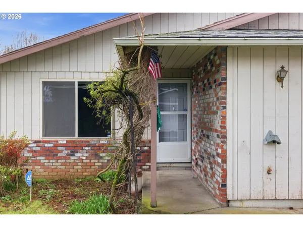 $420,000 | 18501 Southeast Lincoln Street, Portland, OR 97233