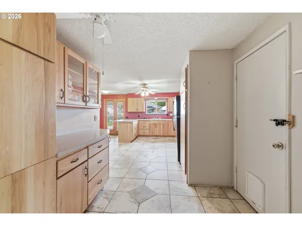 $420,000 | 18501 Southeast Lincoln Street, Portland, OR 97233