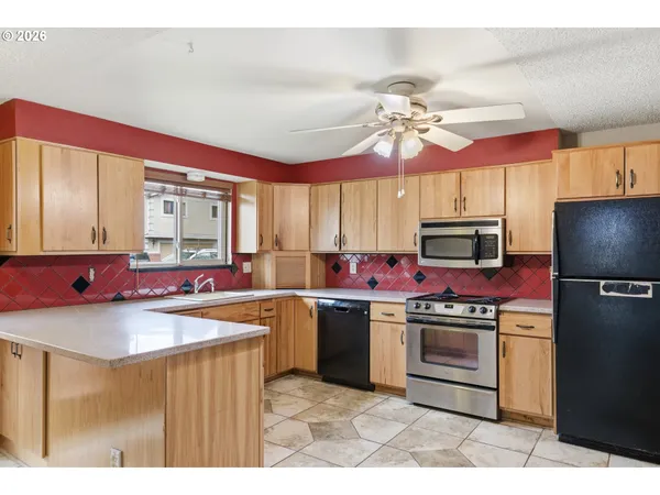 $420,000 | 18501 Southeast Lincoln Street, Portland, OR 97233