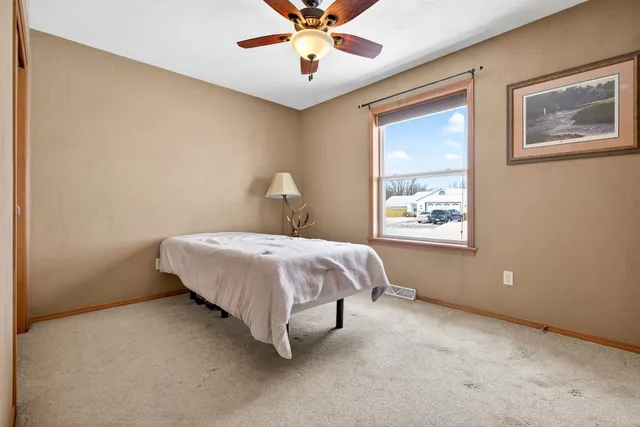 $419,900 | 1037 Tracey Street, Menasha, WI 54952