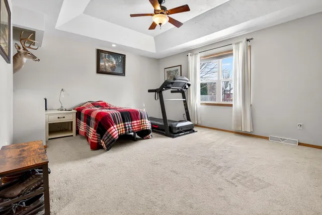 $419,900 | 1037 Tracey Street, Menasha, WI 54952