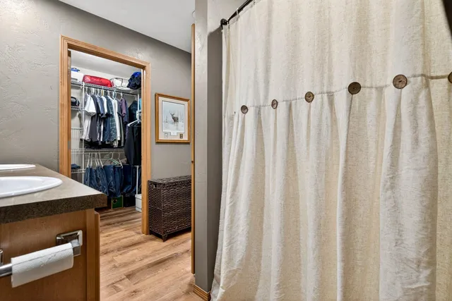 $419,900 | 1037 Tracey Street, Menasha, WI 54952