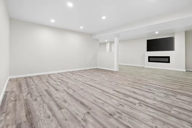 $419,900 | 1037 Tracey Street, Menasha, WI 54952