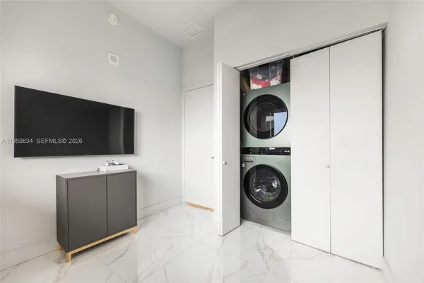 $2,275,000 | 460 Northeast 28th Street, Unit 4002, Miami, FL 33137