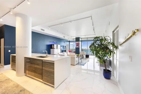 $2,275,000 | 460 Northeast 28th Street, Unit 4002, Miami, FL 33137