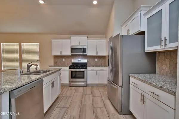 $345,000 | 285 Penbridge Place, El Paso, TX 79928