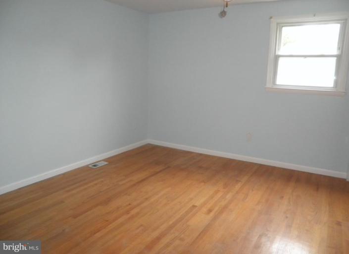 10857 Sandringham Road Cockeysville, MD 21030 - Photo 7 of 16 Bedroom #1