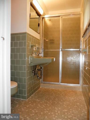 10857 Sandringham Road Cockeysville, MD 21030 - Photo 10 of 16 Bath #1