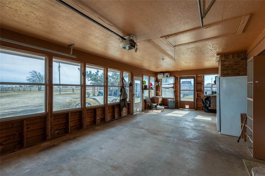 1290 Sweet Springs Road Weatherford, TX 76088 - Photo 20 of 37