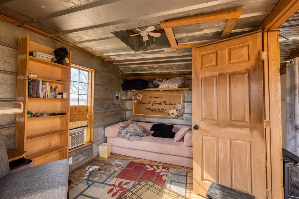 1290 Sweet Springs Road Weatherford, TX 76088 - Photo 22 of 37