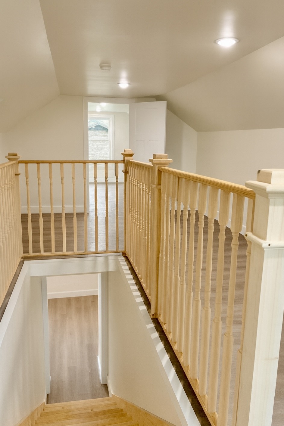 206 West Main Street Hohenwald, TN 38462 - Photo 22 of 24 a view of an entryway