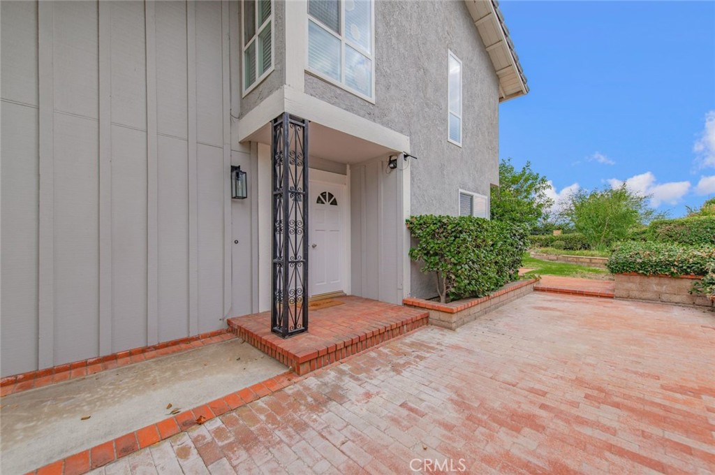 1441 Rolling Knoll Road Diamond Bar, CA 91765 - Photo 5 of 37 Gallery Image 5