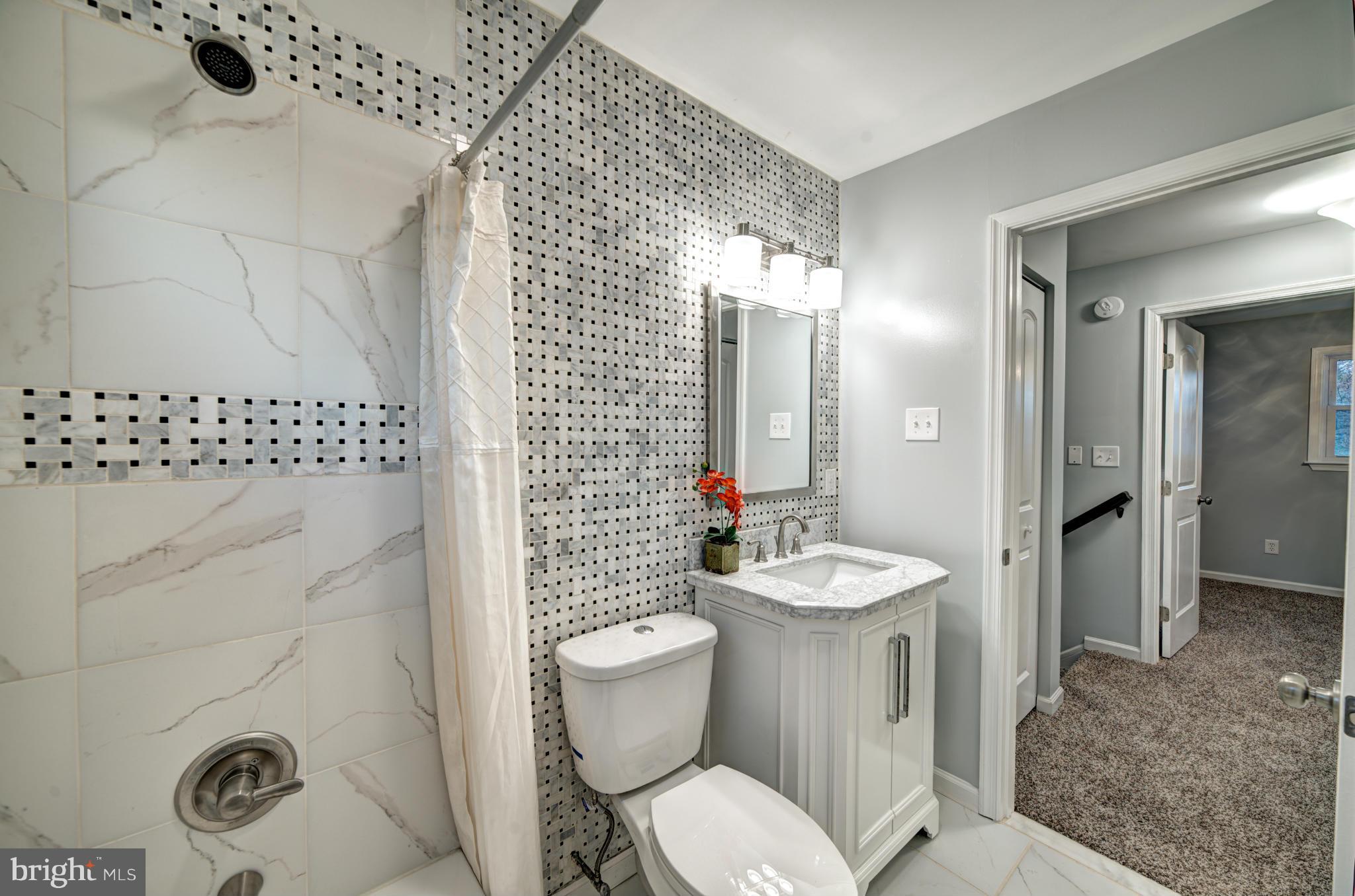 918 Bardswell Road Catonsville, MD 21228 - Photo 17 of 30 Separate Shower