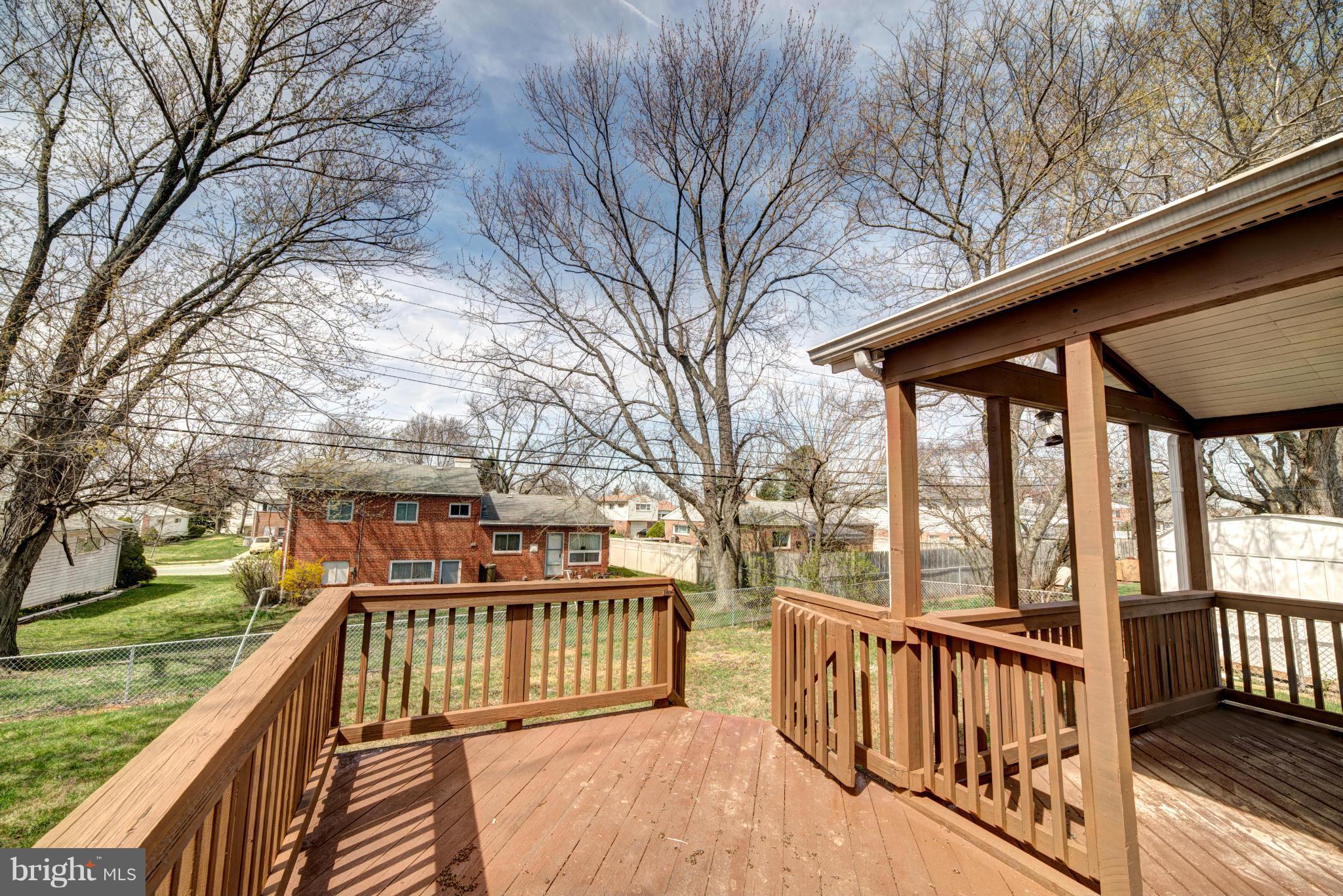 918 Bardswell Road Catonsville, MD 21228 - Photo 27 of 30 Grand Covered Porch