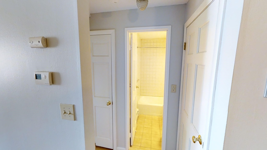 14 Murdock Street, Unit 17 Somerville, MA 02145 - Photo 5 of 11