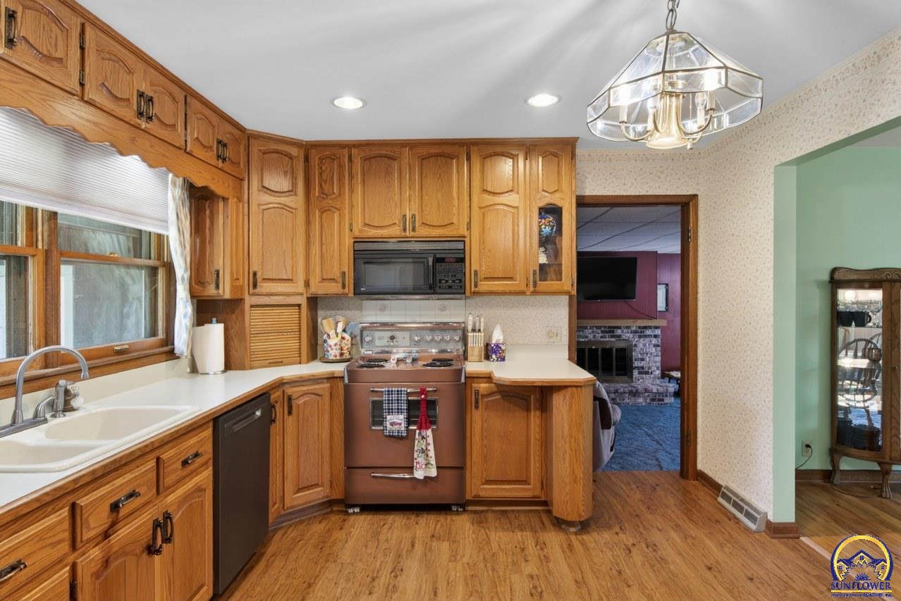 4830 Northwest Pottawatomie Road Topeka, KS 66618 - Photo 16 of 38