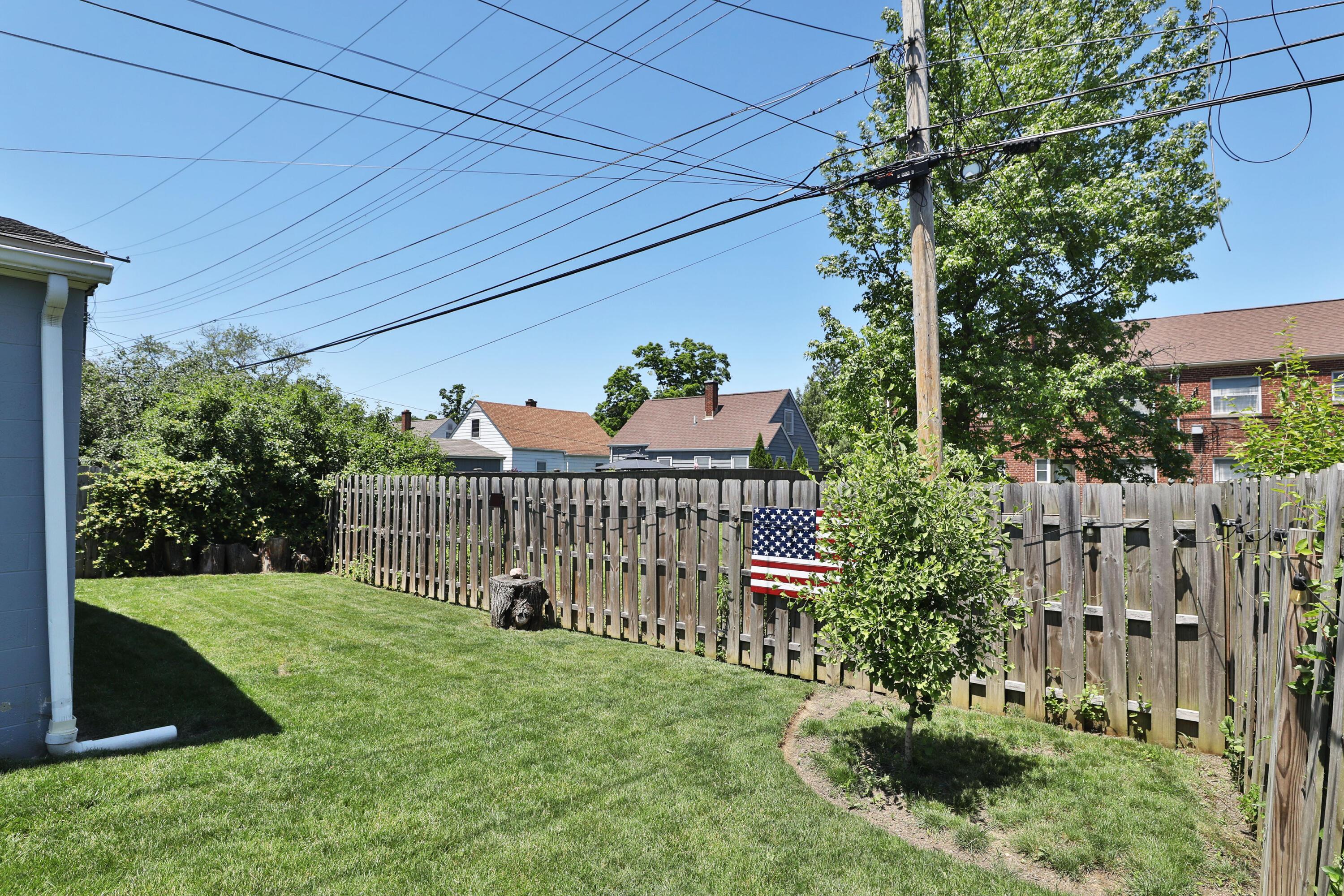 588 Chatham Road Columbus, OH 43214 - Photo 38 of 46