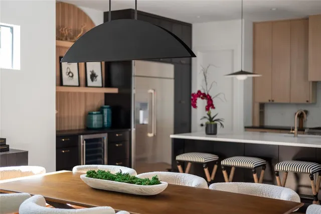 $2,285,000 | 6906 Clayton Avenue, Dallas, TX 75214