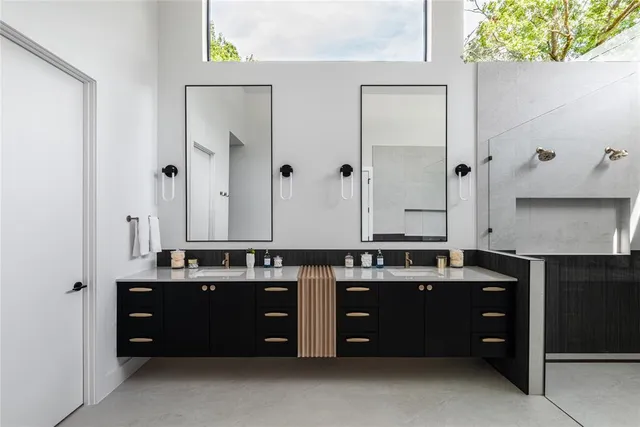 $2,285,000 | 6906 Clayton Avenue, Dallas, TX 75214