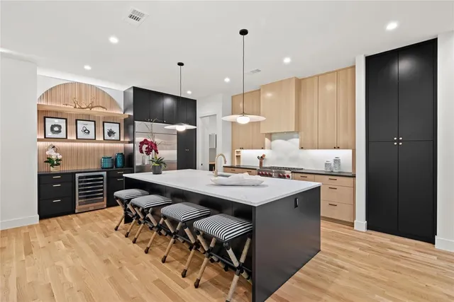 $2,285,000 | 6906 Clayton Avenue, Dallas, TX 75214