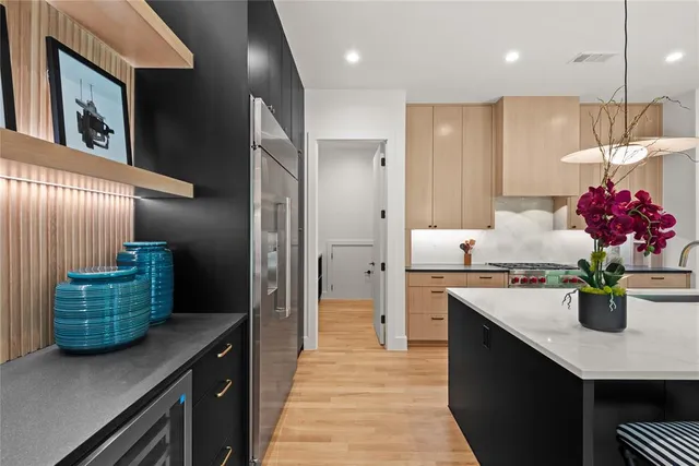 $2,285,000 | 6906 Clayton Avenue, Dallas, TX 75214