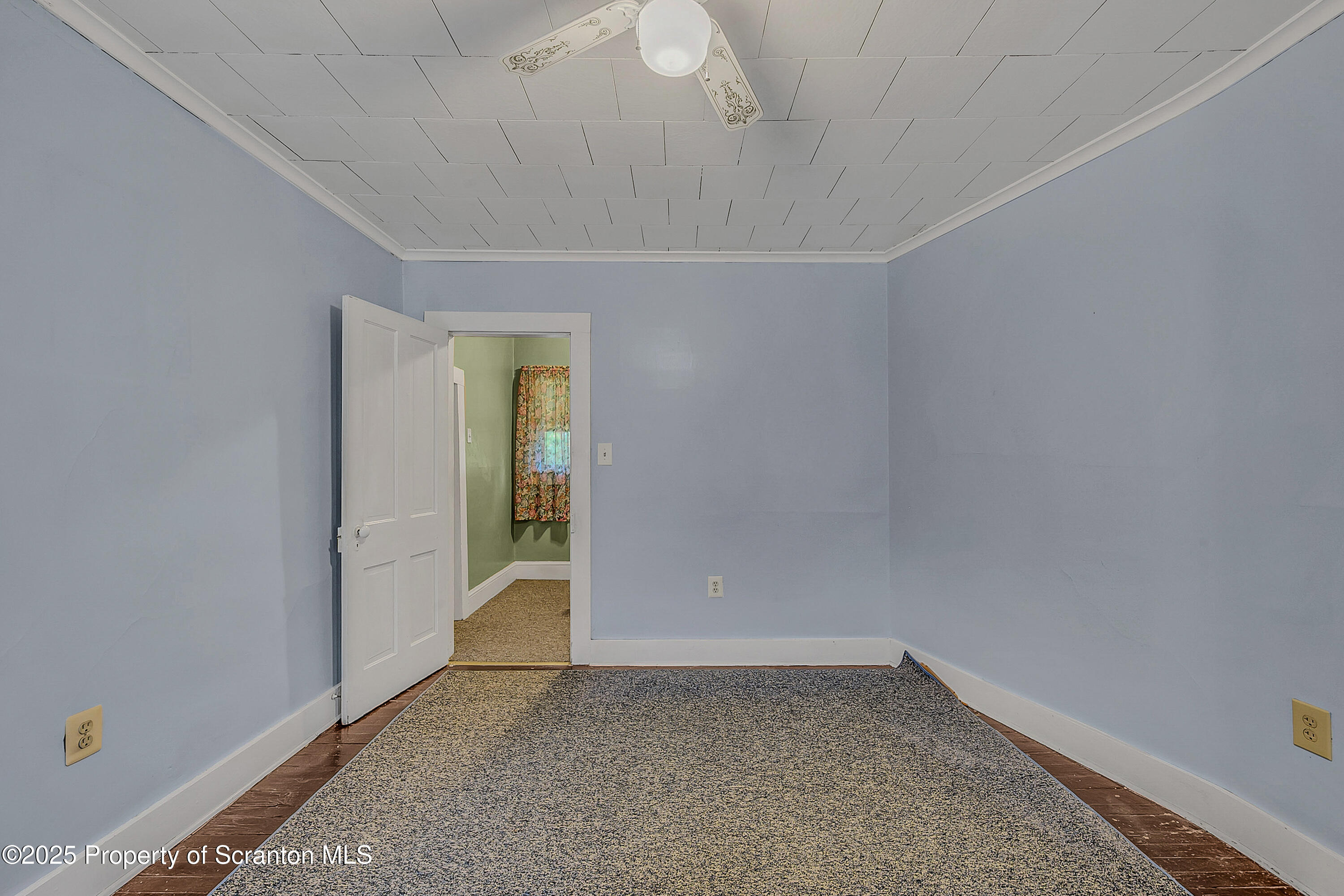 445 Leggett Street Scranton, PA 18508 - Photo 11 of 29 Bedroom