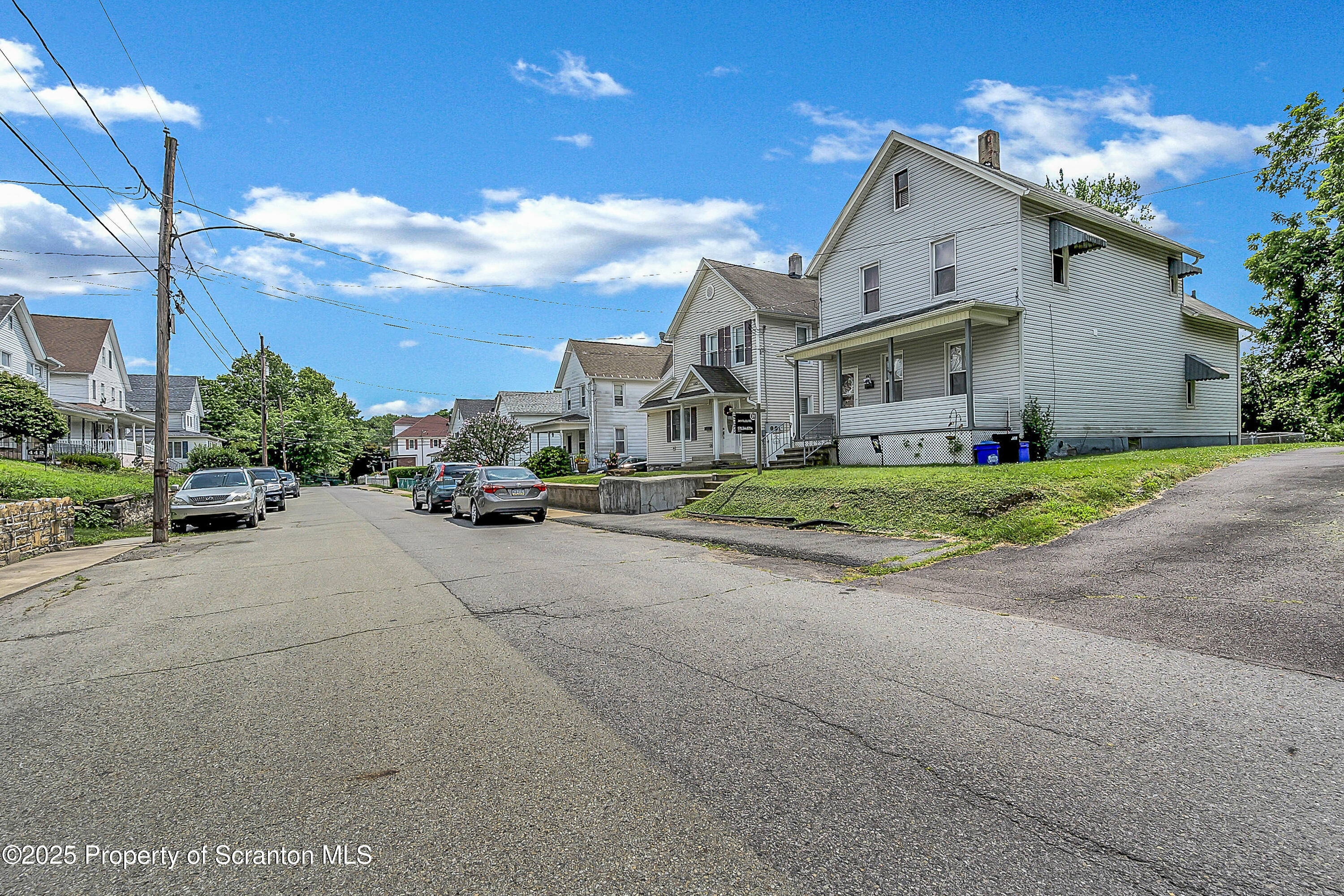 445 Leggett Street Scranton, PA 18508 - Photo 22 of 29 side