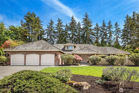 $3,380,000 | 8531 Hunts Point Lane, Hunts Point, WA 98004